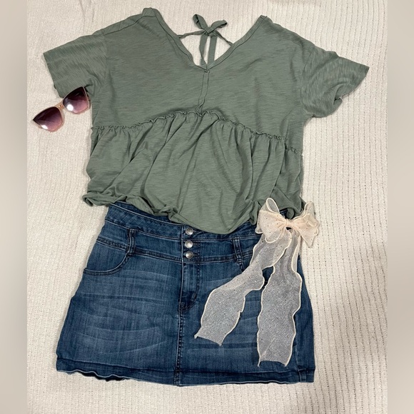 American Eagle Oversized V-Neck - Picture 1 of 7